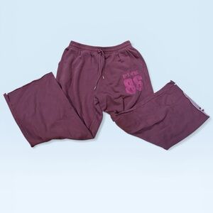 PINK Victoria's Secret Maroon Sweatpant Joggers with '86' Graphic
